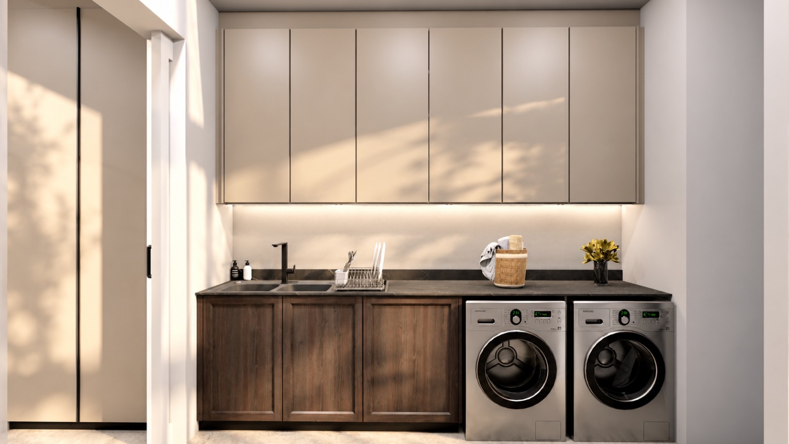 Scullery with overhead storage and city aspect